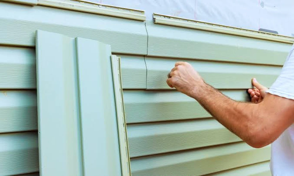 Seven Quiet Signs Your Siding Has Stopped Doing Its Job